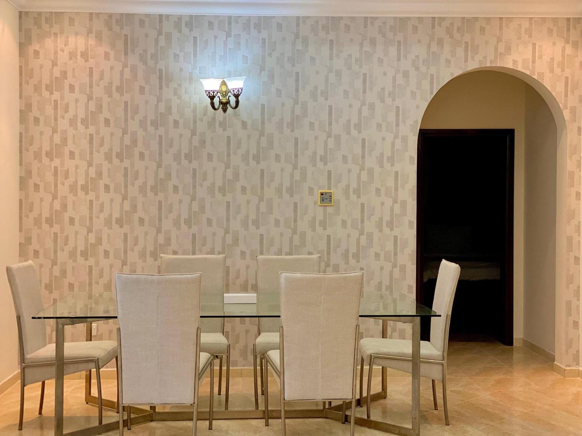 Al Misrea Tower Apartment Manama Luaran gambar
