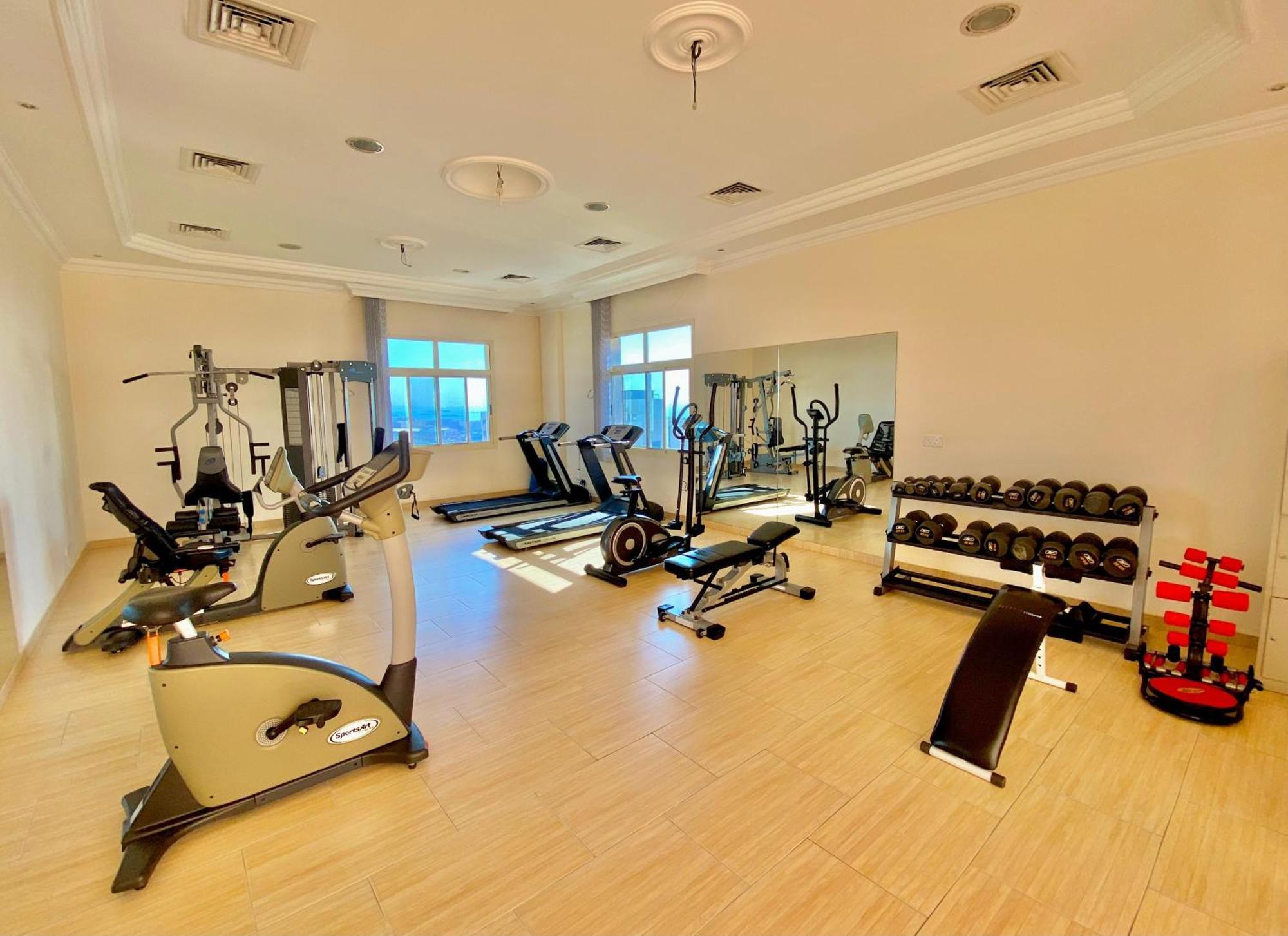 Al Misrea Tower Apartment Manama Luaran gambar