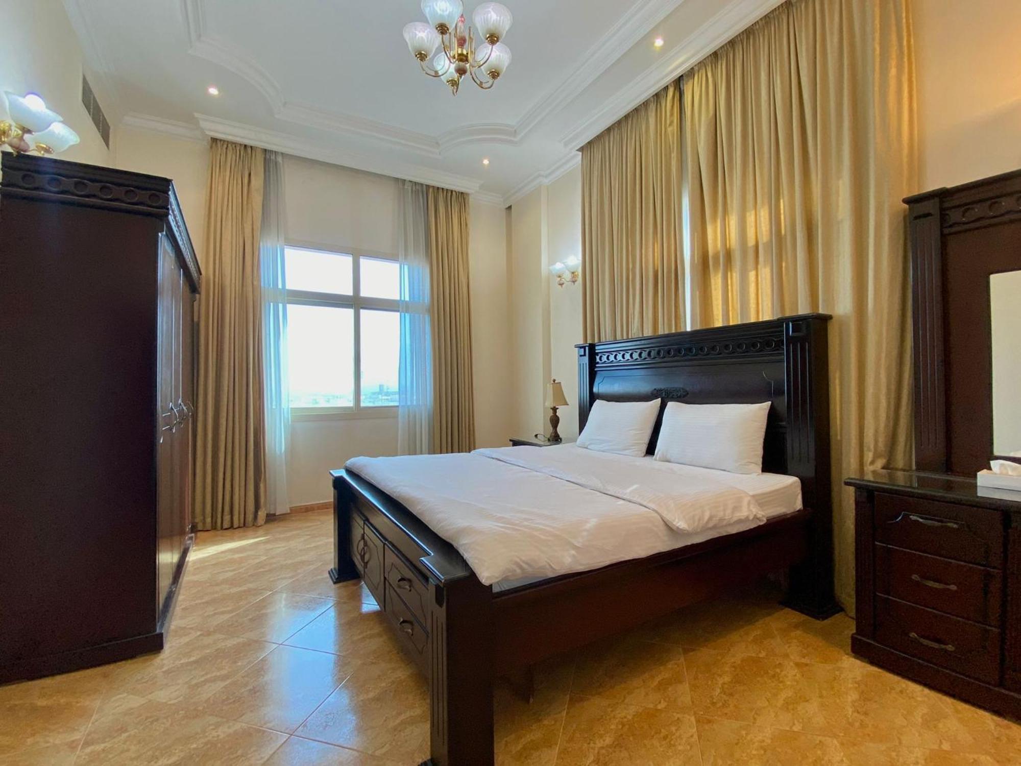 Al Misrea Tower Apartment Manama Luaran gambar