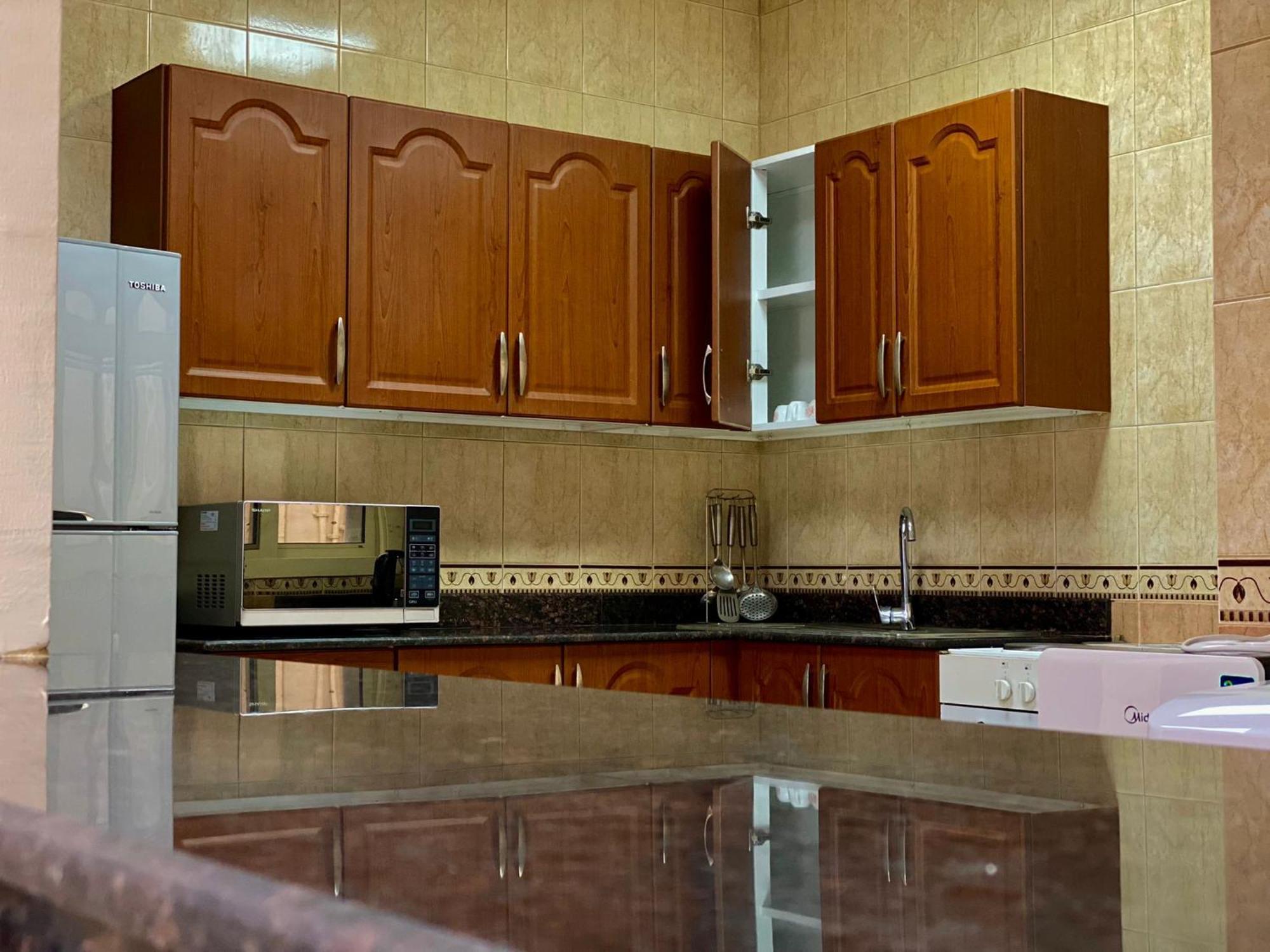 Al Misrea Tower Apartment Manama Luaran gambar
